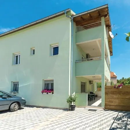 Apartmán In With Pool Access, Terrace, Air Conditioning, Wi-fi, 3548-2