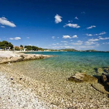 In With Pool Access, Terrace, Air Conditioning, Wi-fi, 3548-2 * Pakoštane